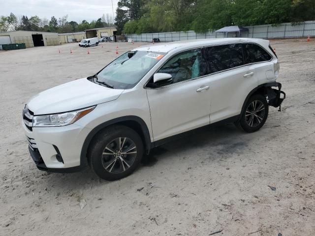 2019 Toyota Highlander LE