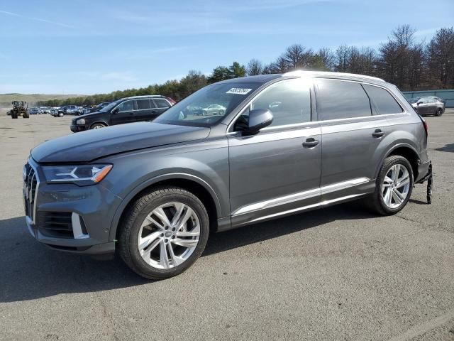 2020 Audi Q7 Premium Plus