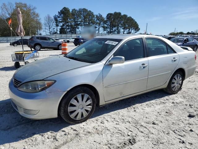 2005 Toyota Camry LE