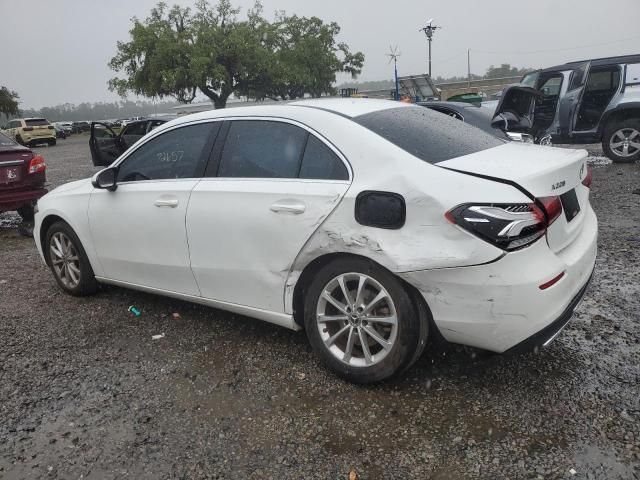 2019 Mercedes-Benz A 220