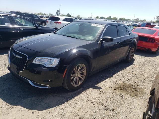 2019 Chrysler 300 Touring