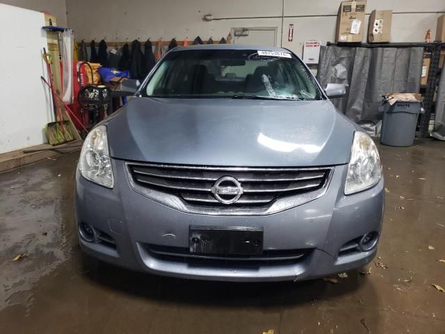 2010 Nissan Altima Base