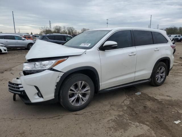 2015 Toyota Highlander LE