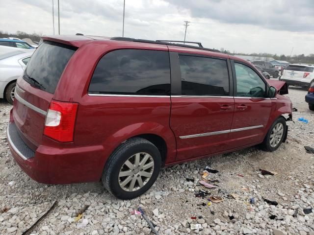 2016 Chrysler Town & Country Touring