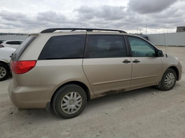 2009 Toyota Sienna CE