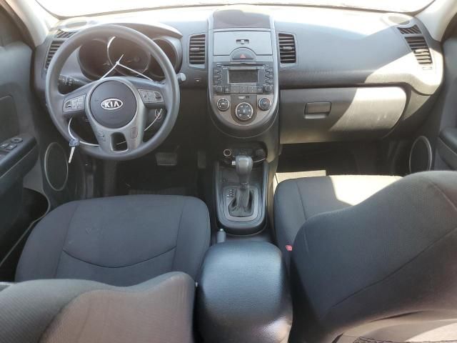 2011 KIA Soul +