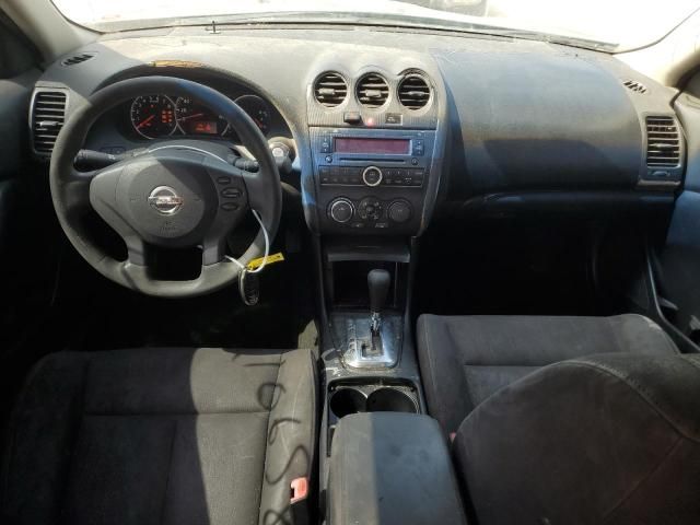 2010 Nissan Altima Base