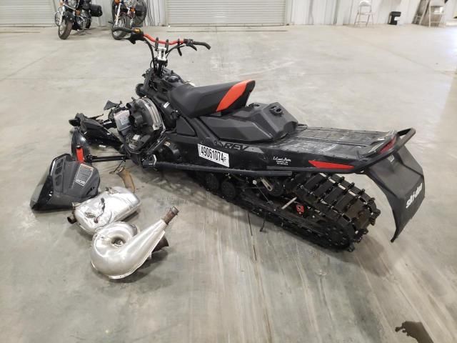 2020 Skidoo Renegade