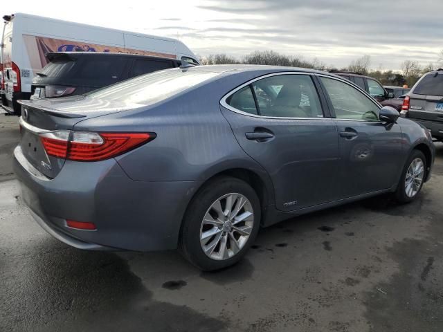 2013 Lexus ES 300H