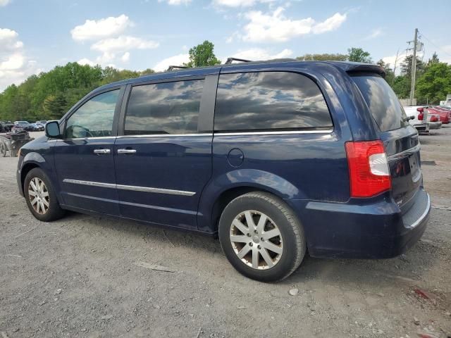 2012 Chrysler Town & Country Touring L