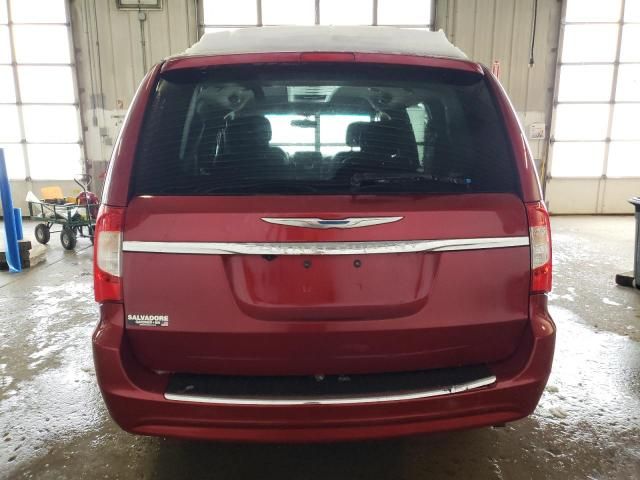 2012 Chrysler Town & Country Touring