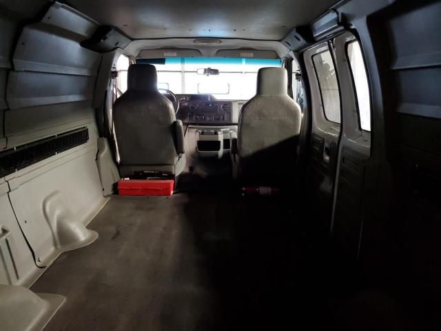 2010 Ford Econoline E250 Van