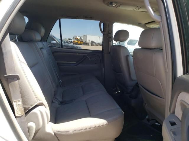 2003 Toyota Sequoia SR5