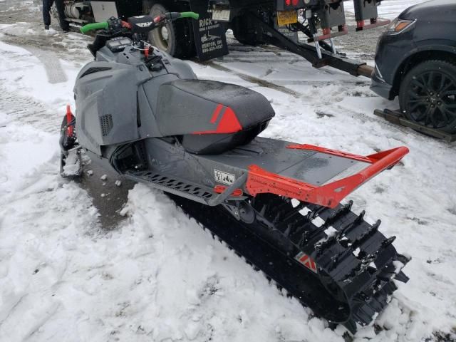 2022 Arctic Cat Snowmobile