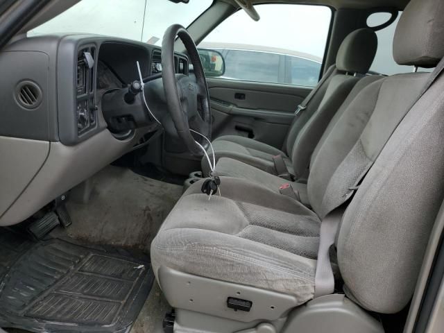 2004 Chevrolet Tahoe C1500