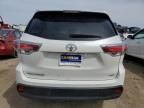 2016 Toyota Highlander LE