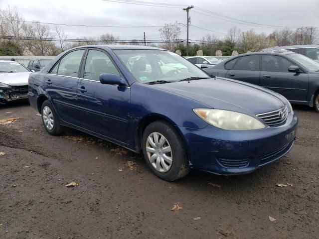 2005 Toyota Camry LE