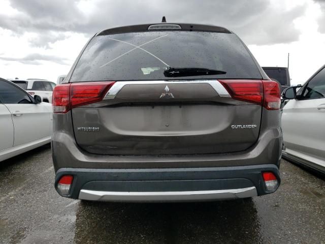 2017 Mitsubishi Outlander SE