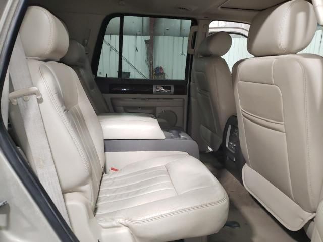 2004 Lincoln Navigator