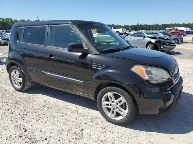 2011 KIA Soul +