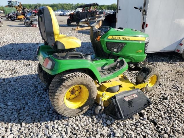 2015 John Deere Lawnmower