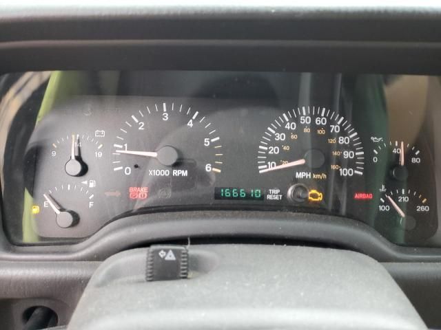 2000 Jeep Cherokee Classic