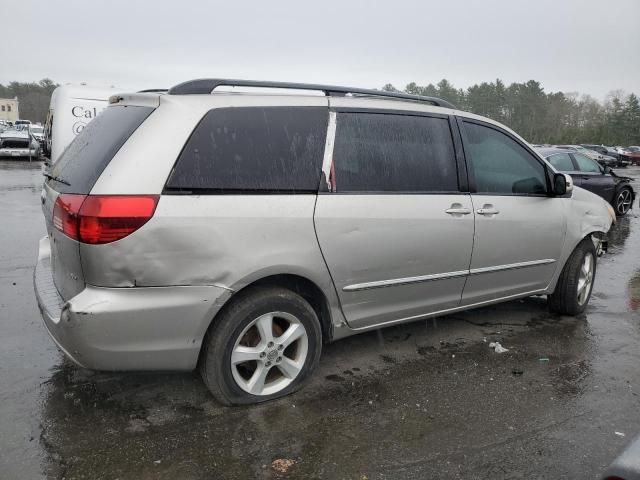 2005 Toyota Sienna XLE