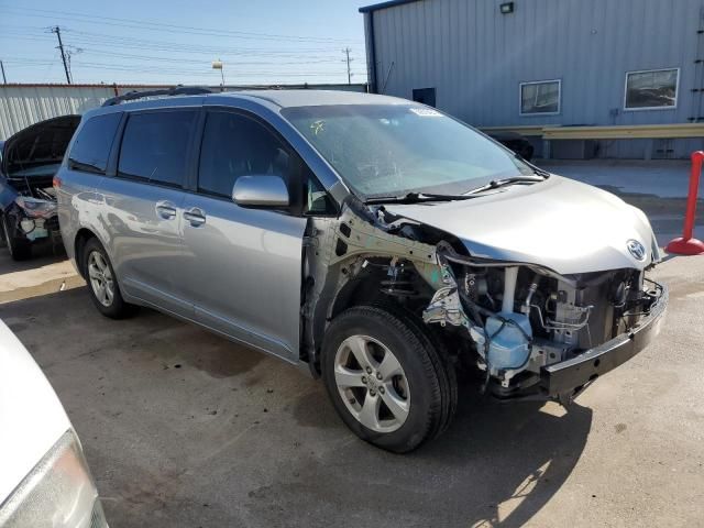 2012 Toyota Sienna LE