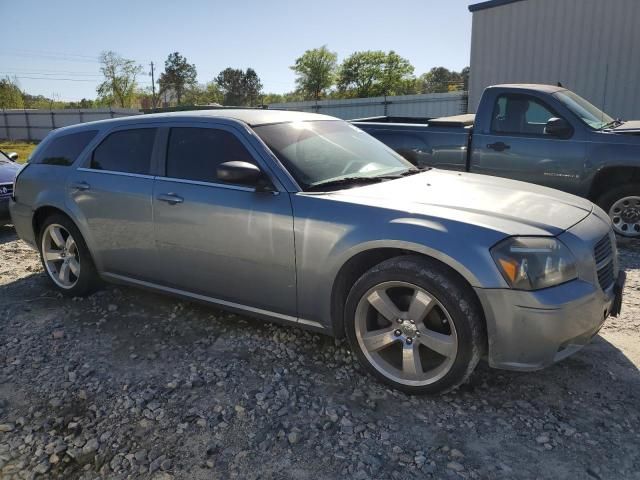 2006 Dodge Magnum SE