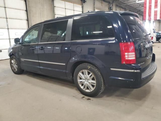 2010 Chrysler Town & Country Touring