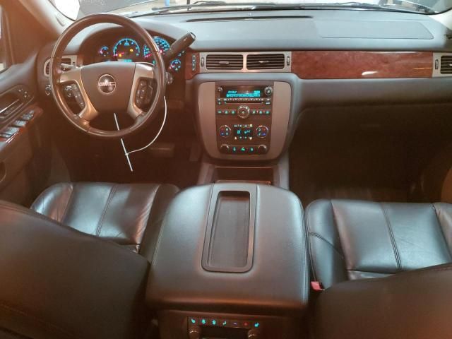 2010 GMC Yukon XL K1500 SLT