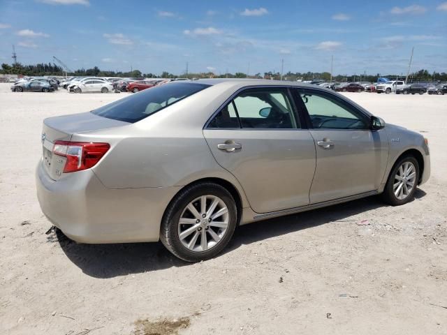 2014 Toyota Camry Hybrid