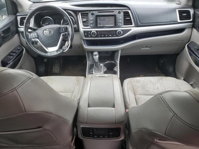 2015 Toyota Highlander LE