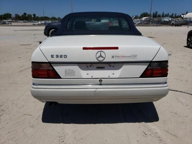 1994 Mercedes-Benz E 320