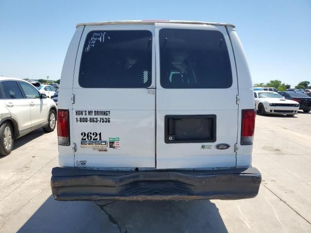 2013 Ford Econoline E250 Van