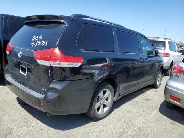 2012 Toyota Sienna XLE