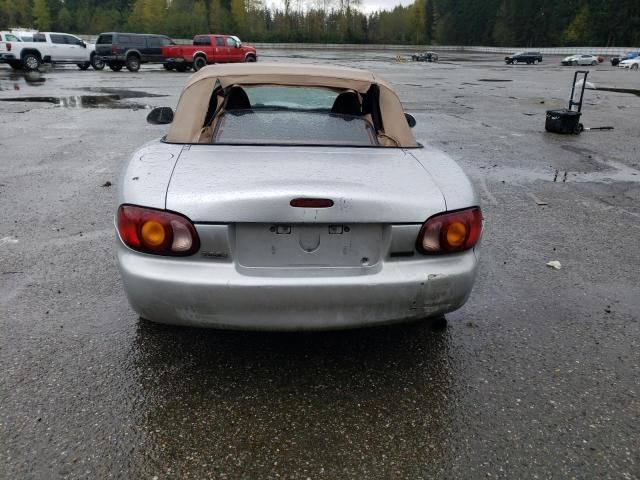 2000 Mazda MX-5 Miata Base