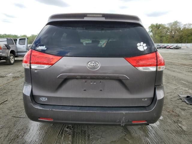 2011 Toyota Sienna LE