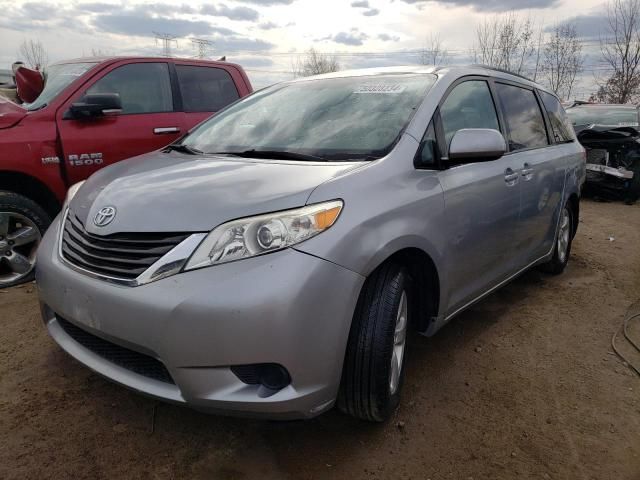 2014 Toyota Sienna LE