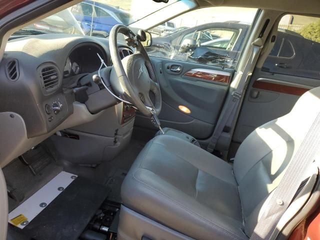 2007 Chrysler Town & Country Limited