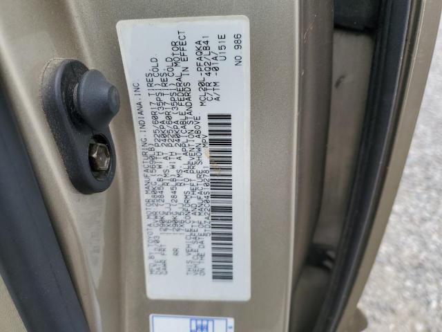 2004 Toyota Sienna XLE