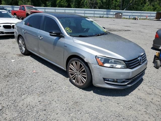 2014 Volkswagen Passat SE