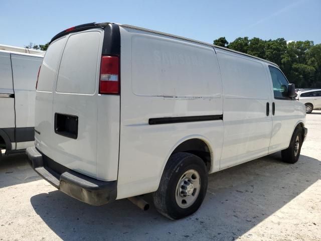 2017 Chevrolet Express G2500