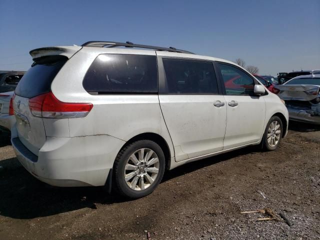 2011 Toyota Sienna XLE