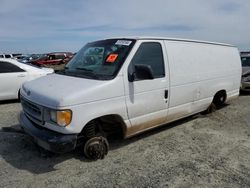 Camiones reportados por vandalismo a la venta en subasta: 2001 Ford Econoline E250 Van