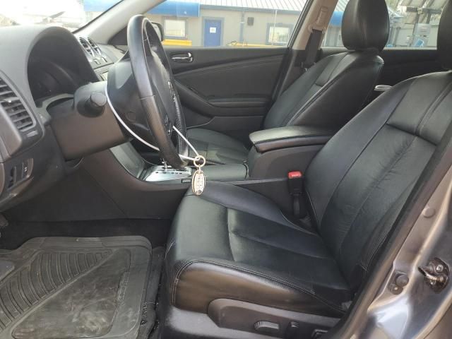 2010 Nissan Altima Base