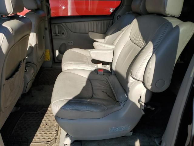 2007 Toyota Sienna XLE