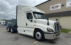 Vehiculos salvage en venta de Copart Kansas City, KS: 2018 Freightliner Cascadia 125