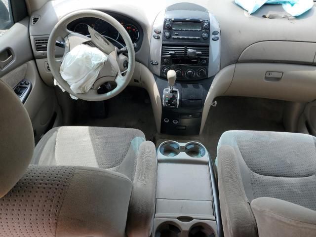 2008 Toyota Sienna CE