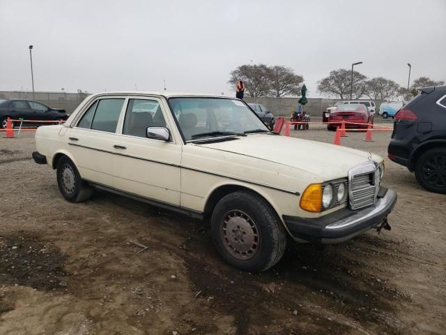 1983 Mercedes-Benz 300 DT